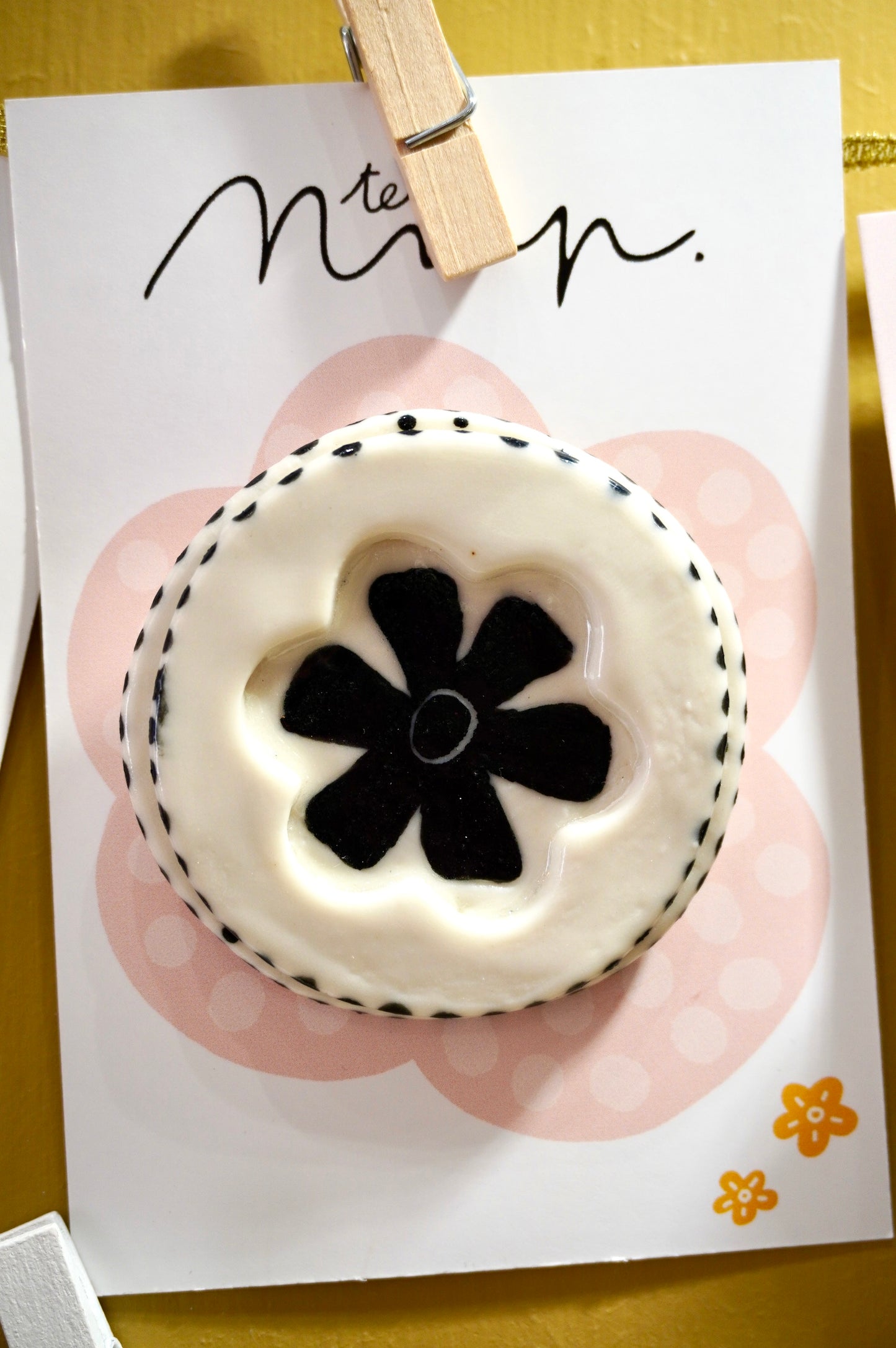 Broche porcelaine Rosalie